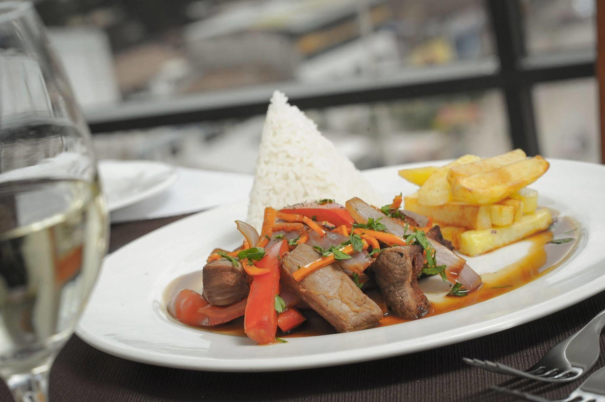 Polo Cusco Suites Екстер'єр фото